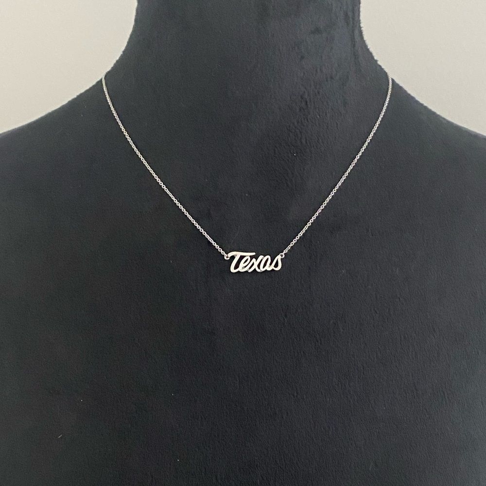 James Avery Retired Texas Script Necklace - Picture 2 of 3